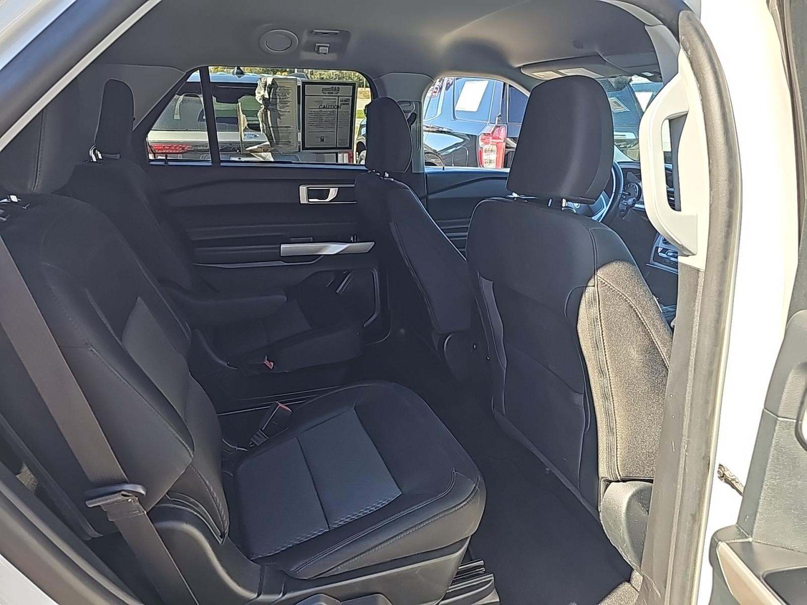 2023 Ford Explorer XLT RWD