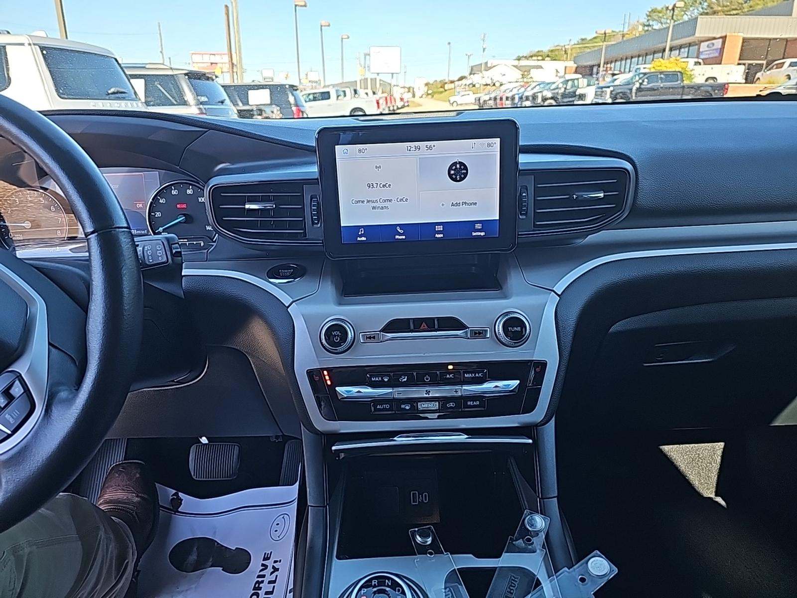 2023 Ford Explorer XLT RWD