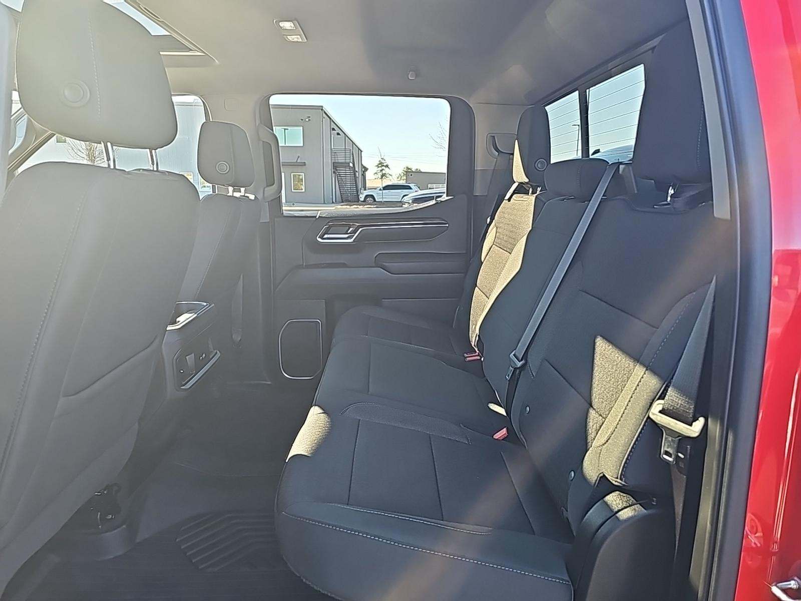 2023 Chevrolet Silverado 1500 RST AWD