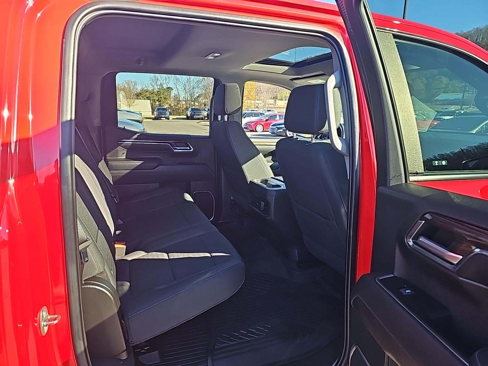 2023 Chevrolet Silverado 1500 RST AWD