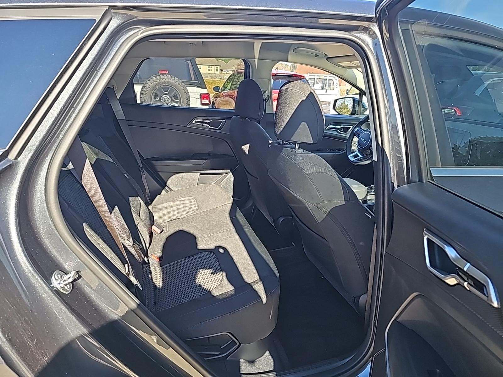 2025 Kia Sportage Hybrid LX FWD