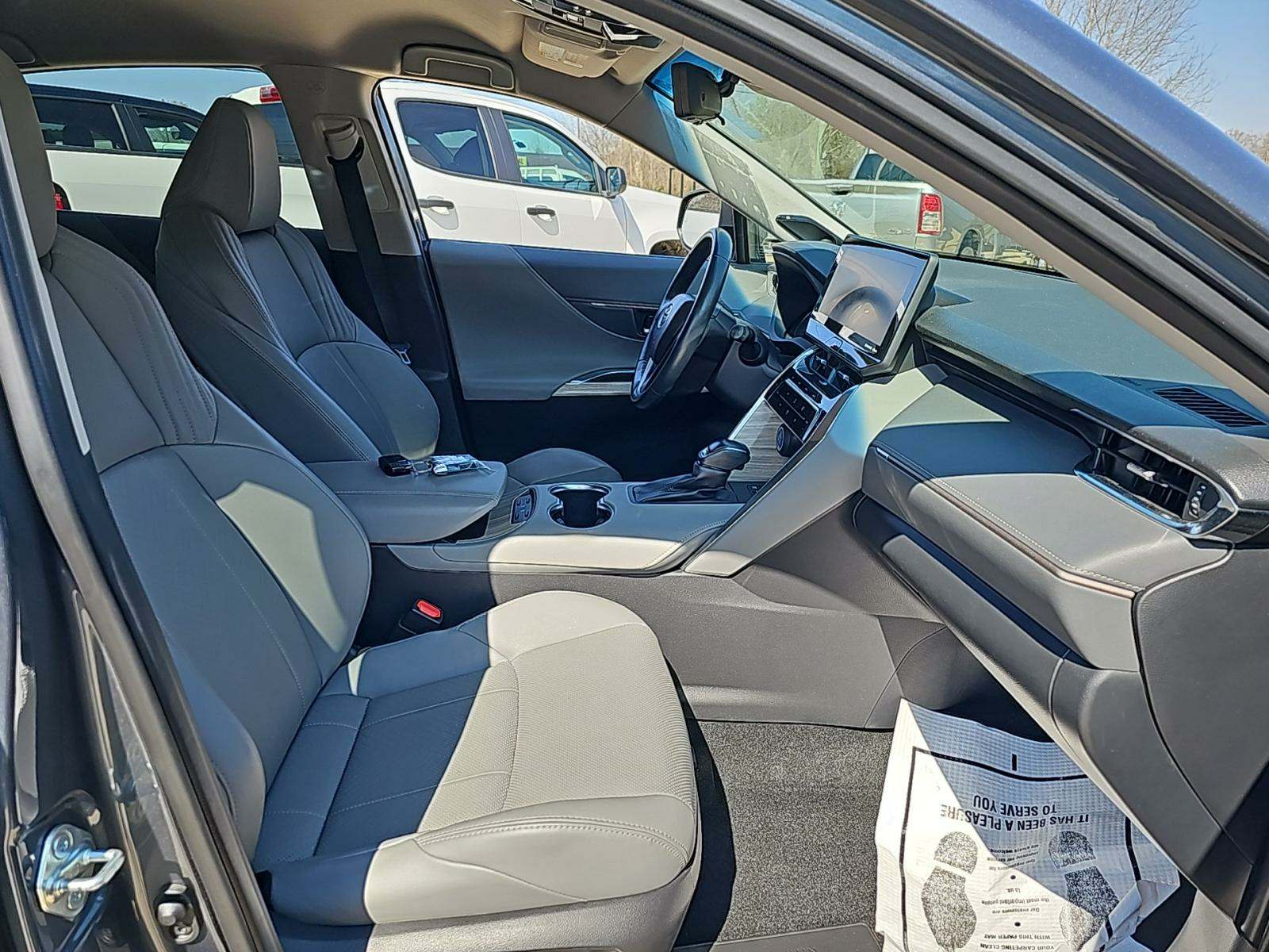 2022 Toyota Venza Limited AWD