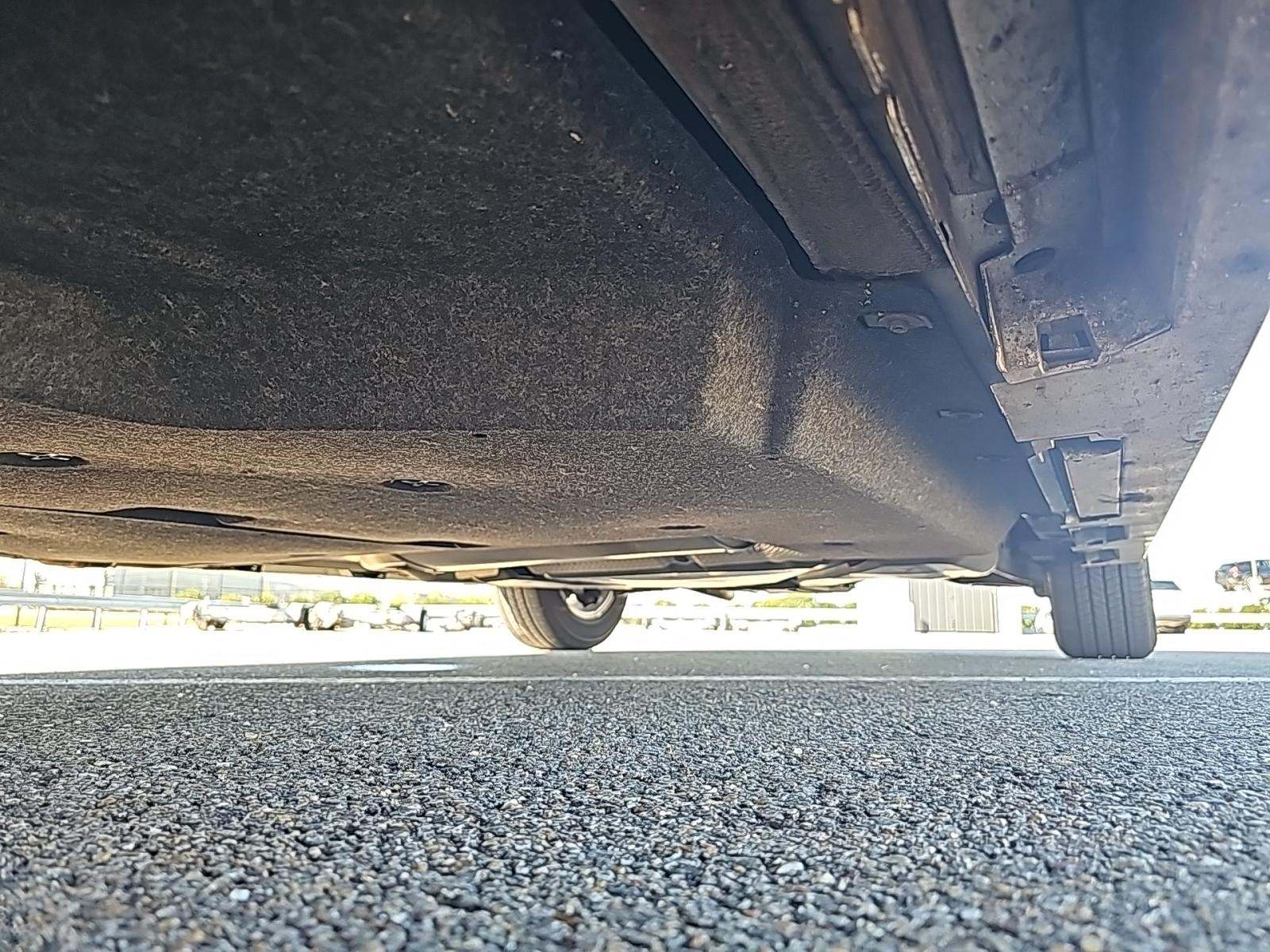 2025 Toyota Sienna LE FWD