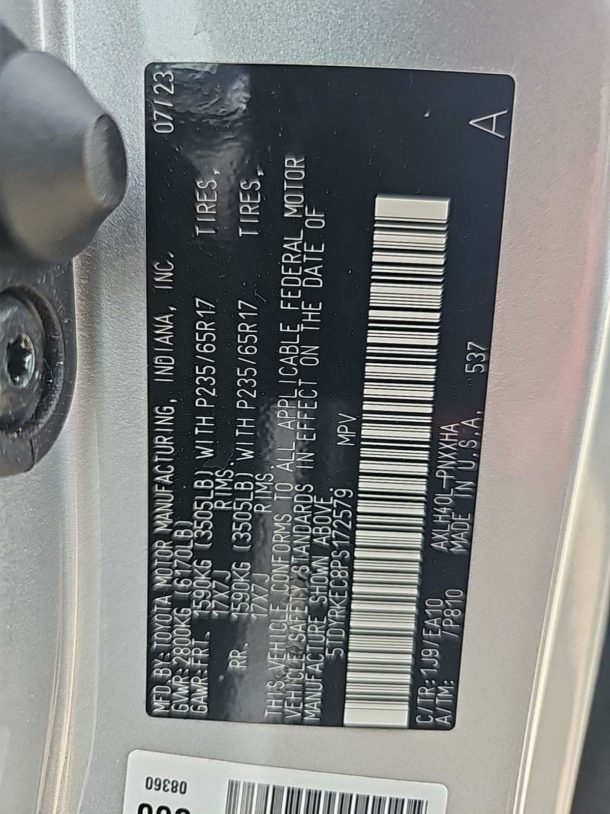 2023 Toyota Sienna XLE FWD