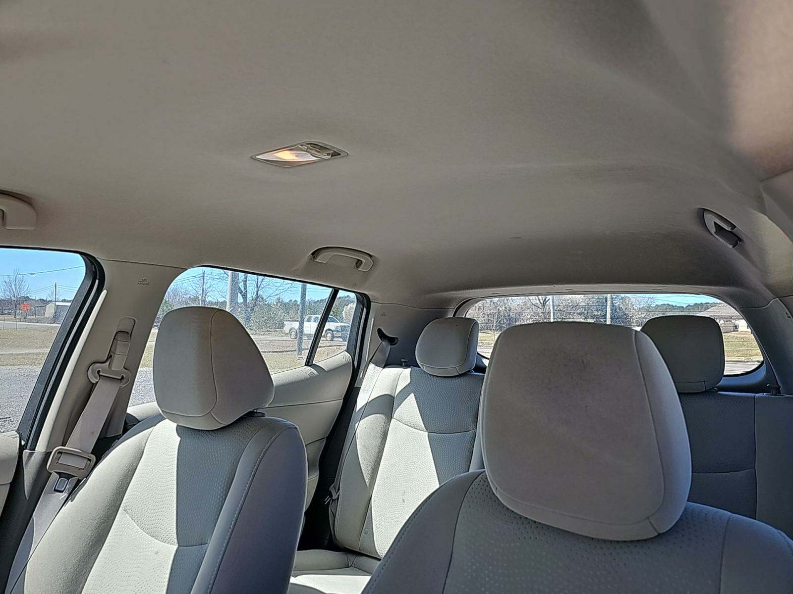 2016 Nissan LEAF SV FWD