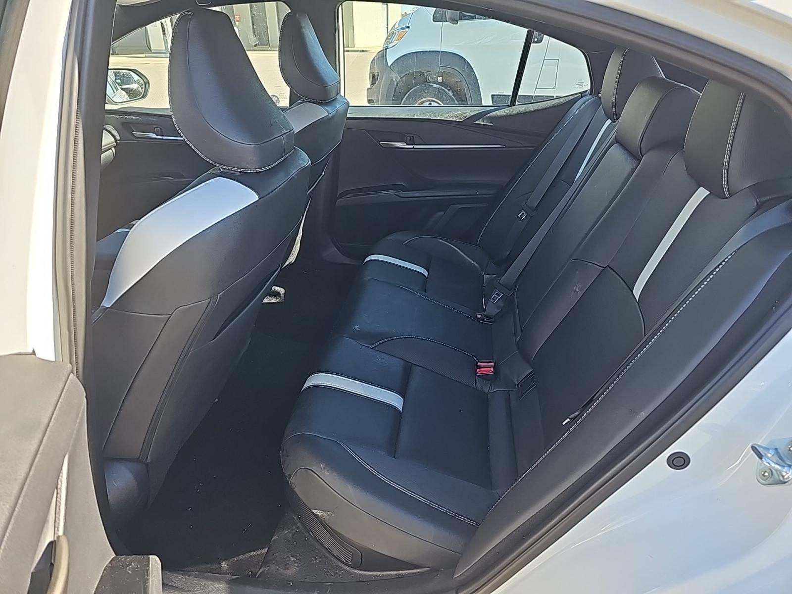 2025 Toyota Camry SE FWD