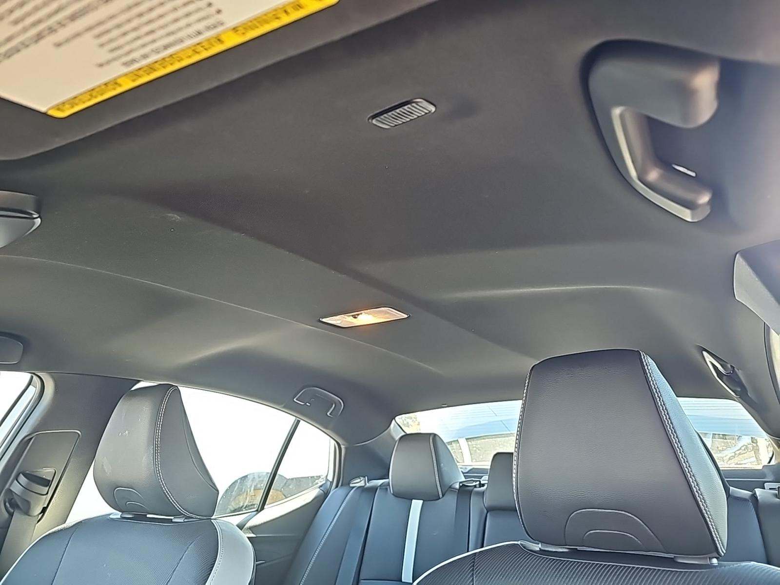 2025 Toyota Camry SE FWD