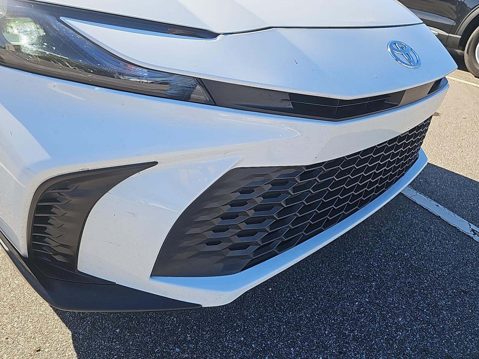 2025 Toyota Camry SE FWD