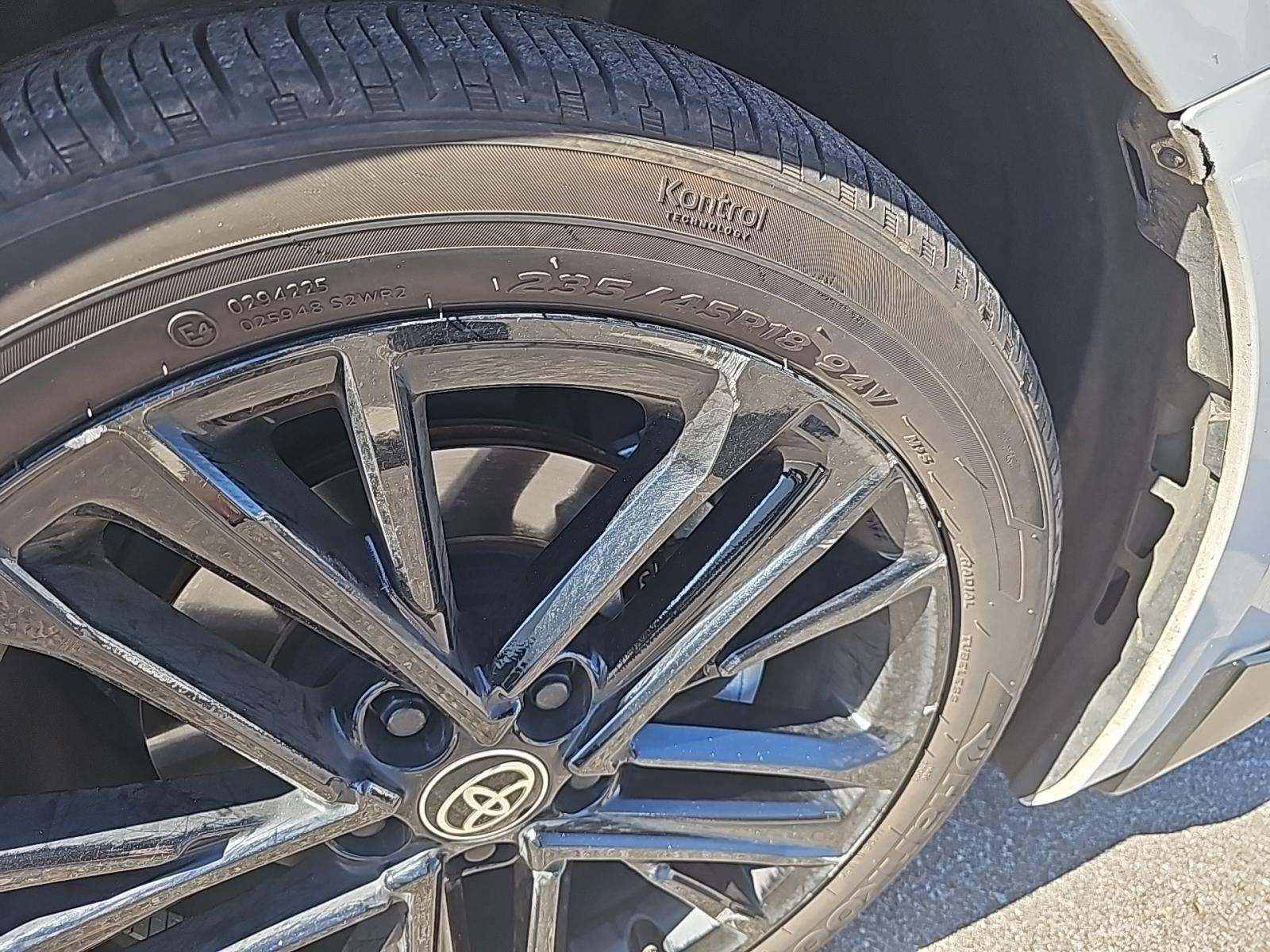 2025 Toyota Camry SE FWD