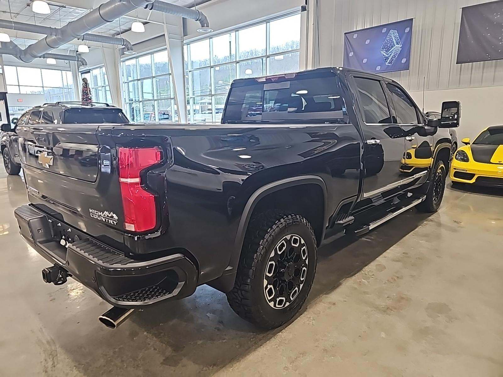 2024 Chevrolet Silverado 3500HD High Country AWD