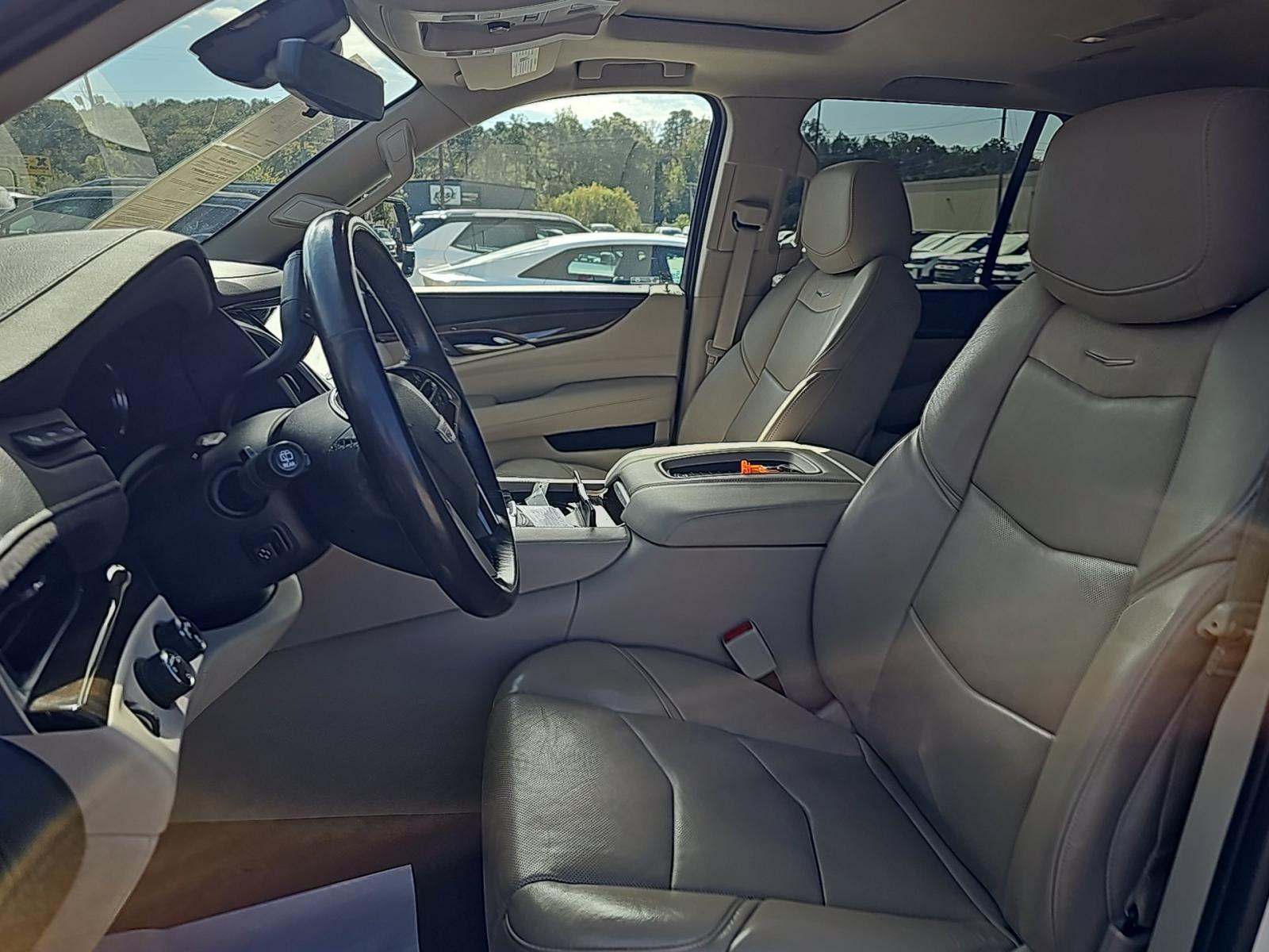 2020 Cadillac Escalade Luxury AWD