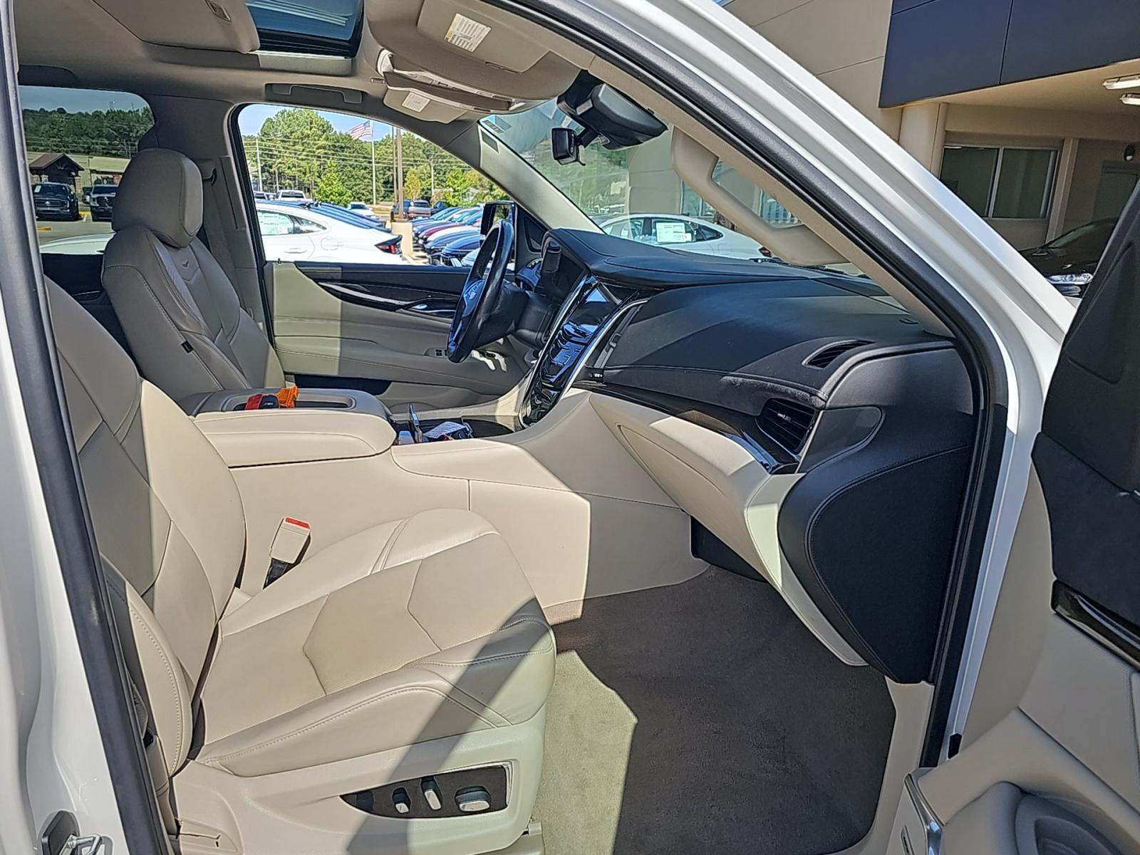 2020 Cadillac Escalade Luxury AWD