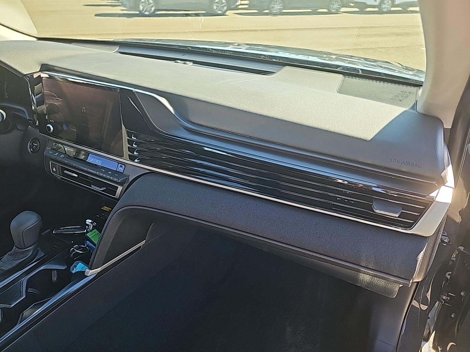 2025 Toyota Camry LE FWD