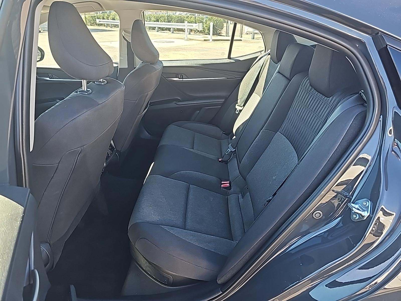 2025 Toyota Camry LE FWD