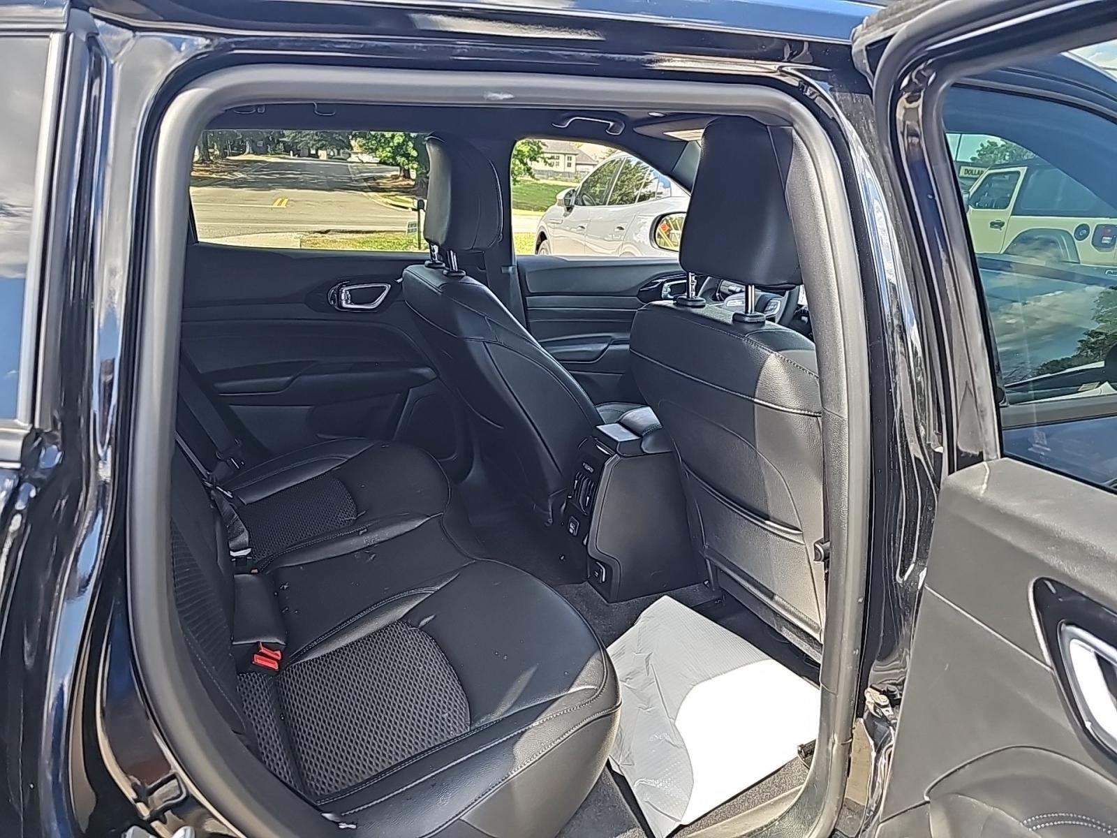 2025 Jeep Compass Latitude AWD