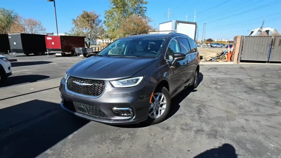 2021 Chrysler Pacifica Touring L 121.6