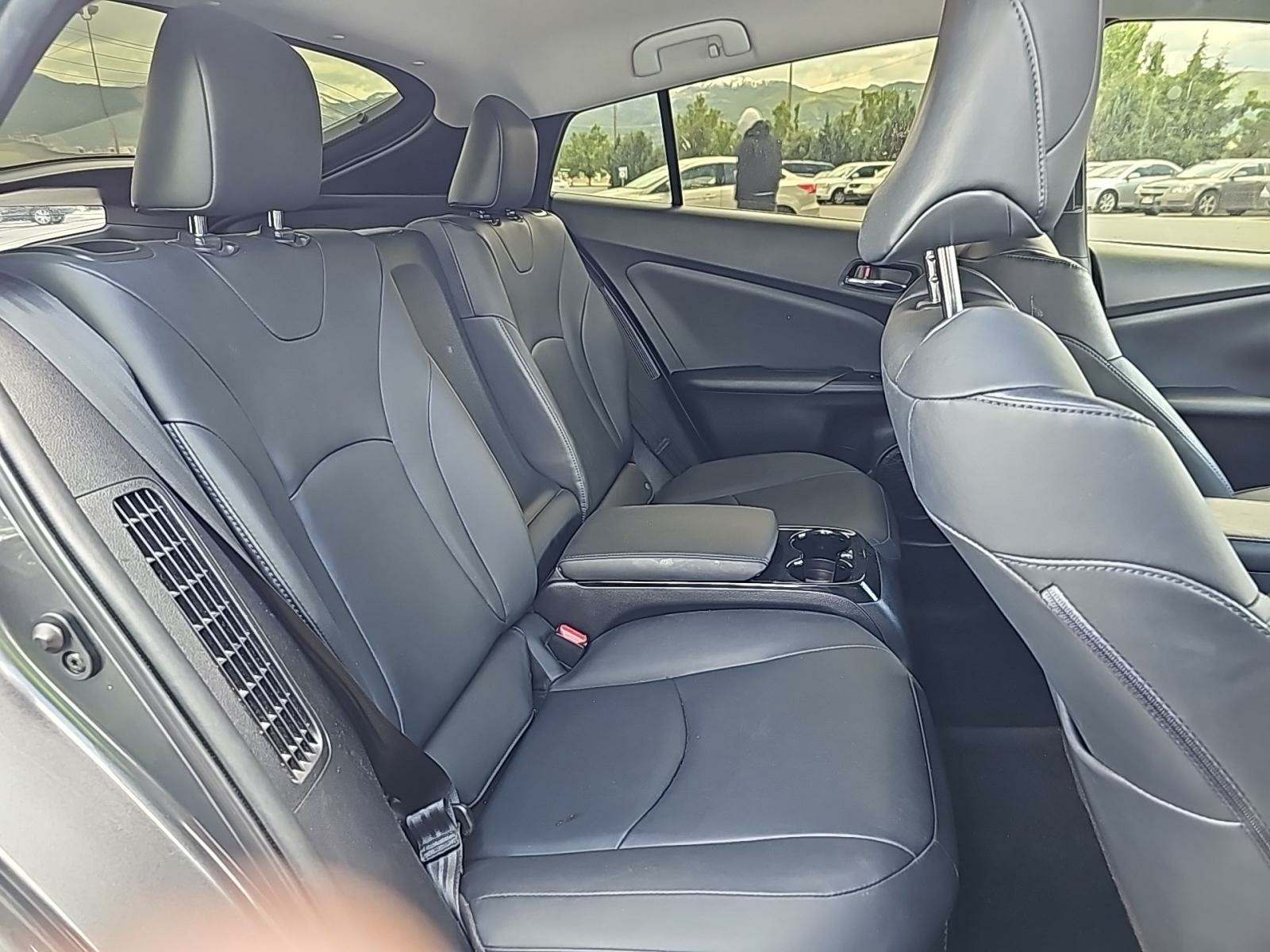 2017 Toyota Prius Prime Premium FWD