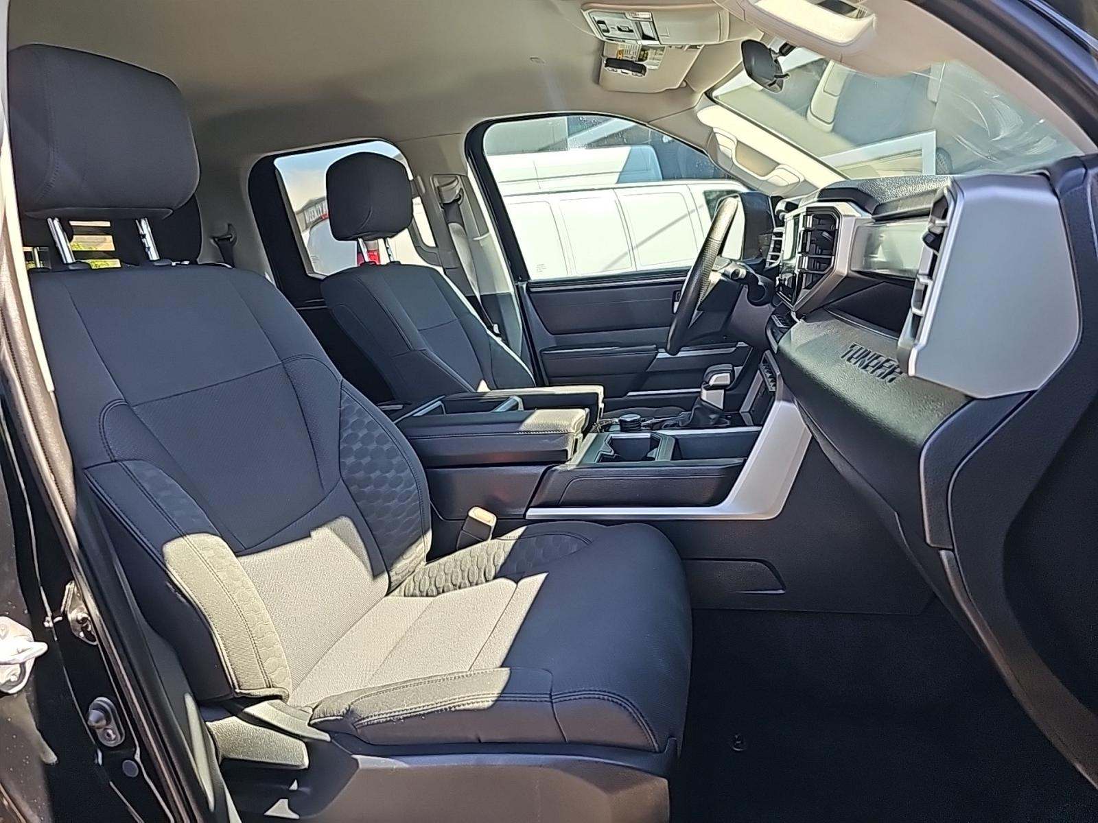 2022 Toyota Tundra SR5 AWD