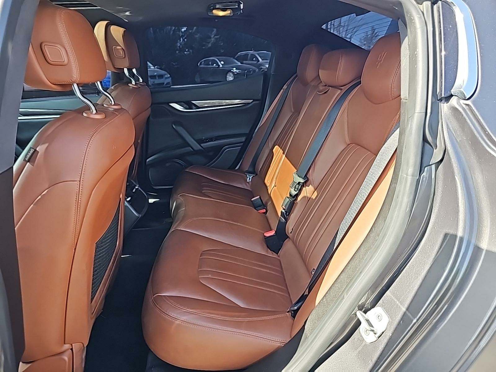 2016 Maserati Ghibli Base RWD