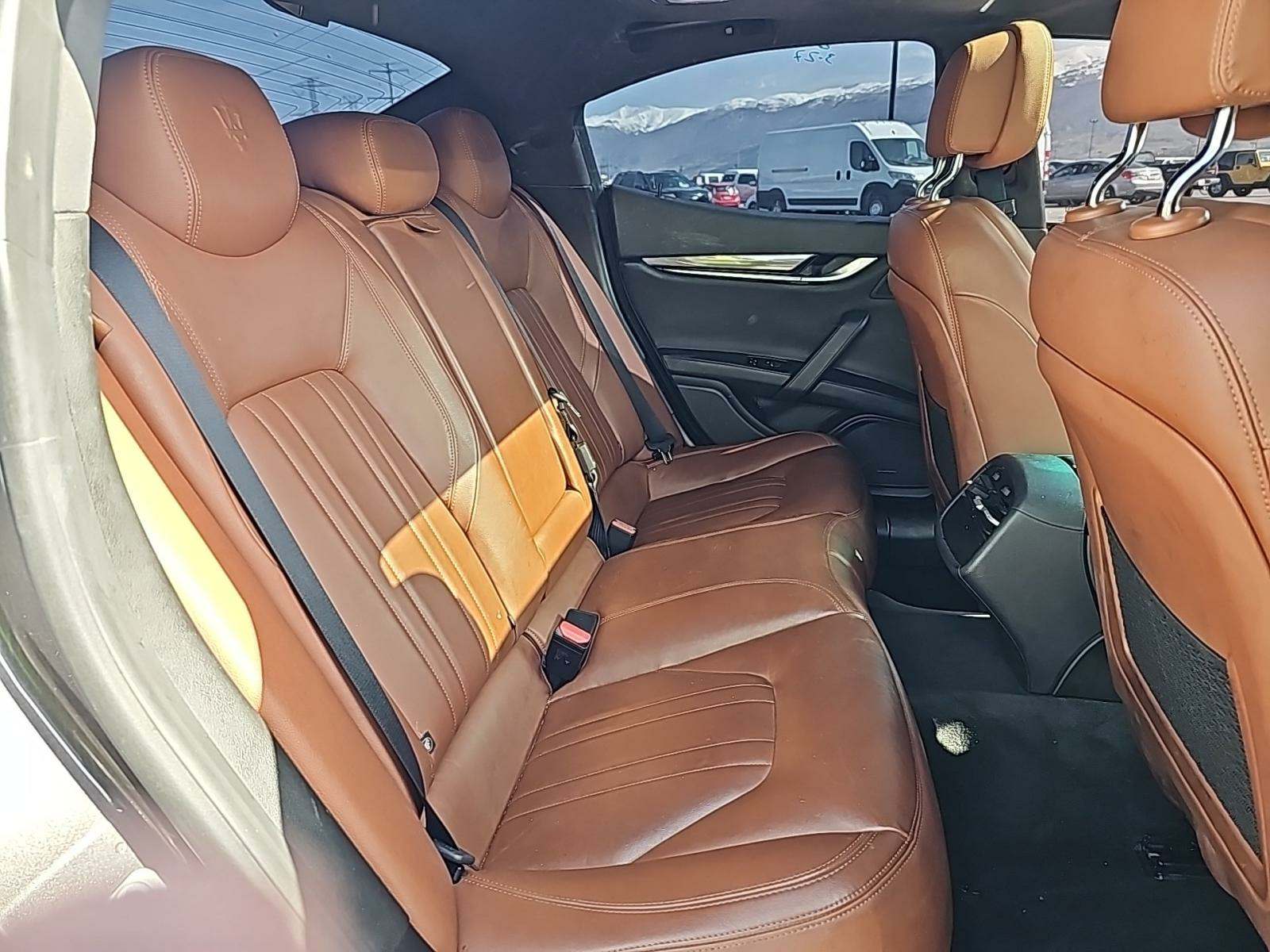 2016 Maserati Ghibli Base RWD