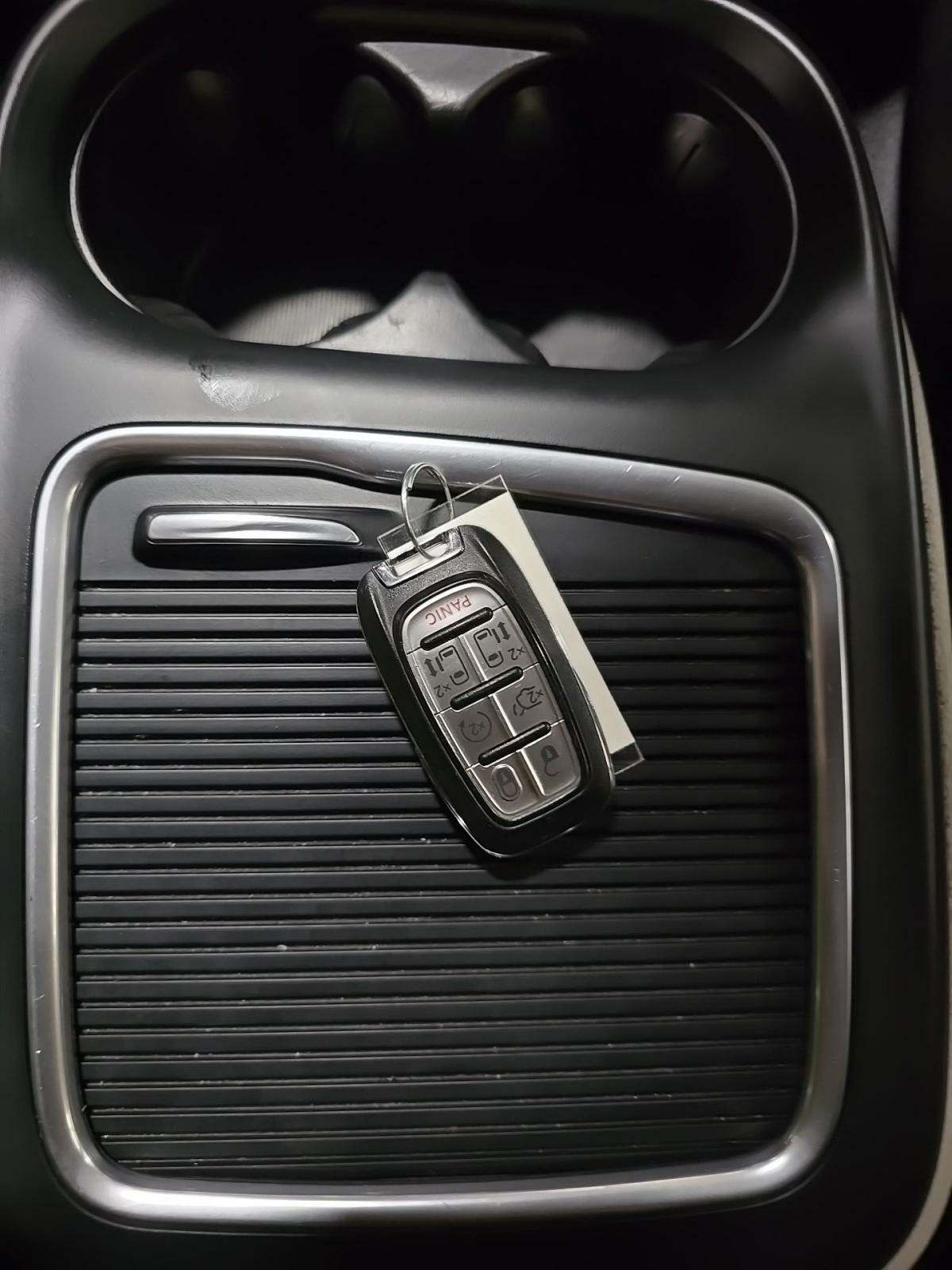 2023 Chrysler Pacifica Touring L FWD