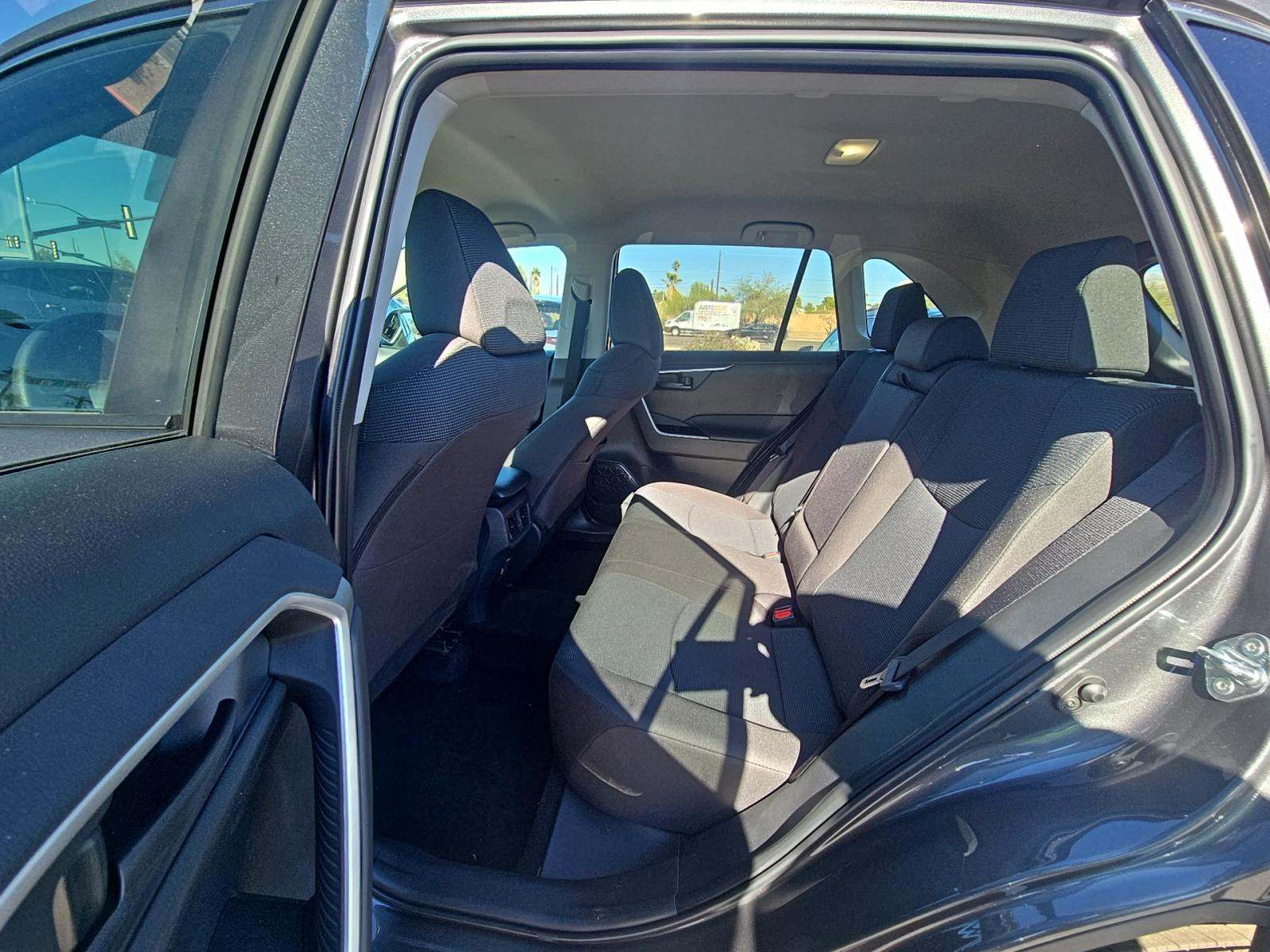 2025 Toyota RAV4 LE AWD