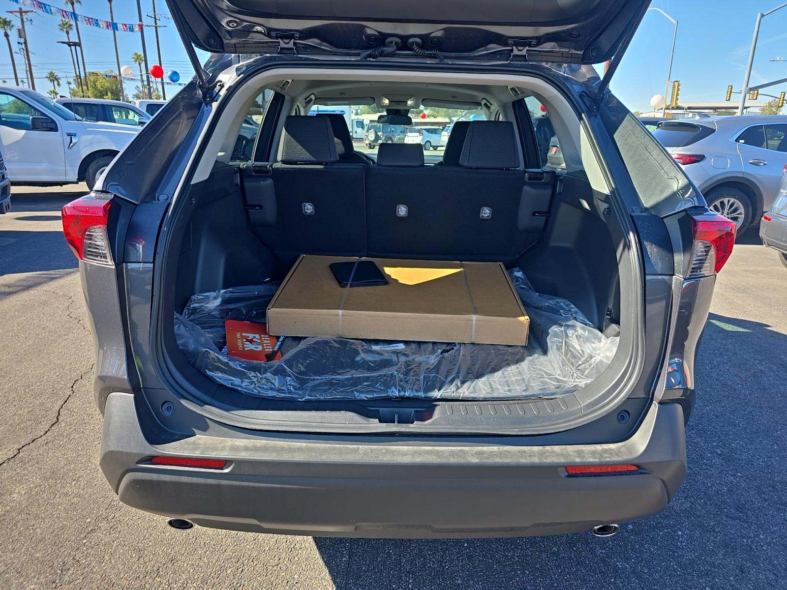 2025 Toyota RAV4 LE AWD