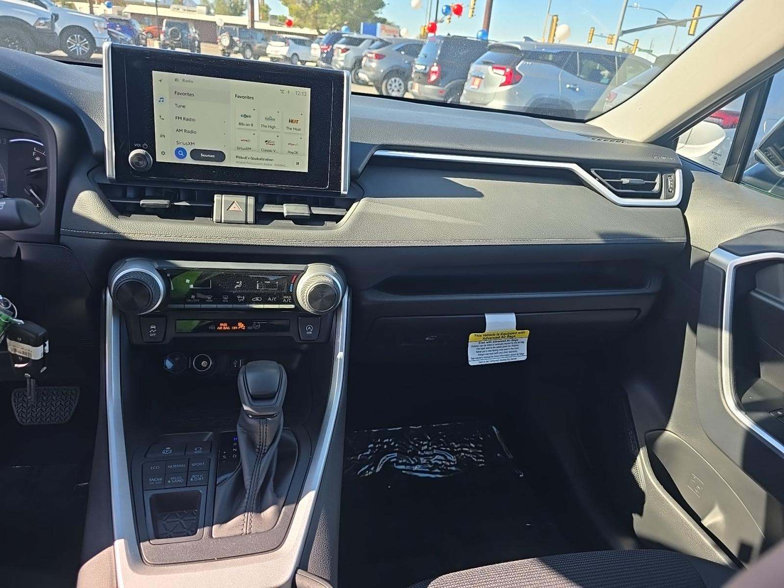 2025 Toyota RAV4 LE AWD