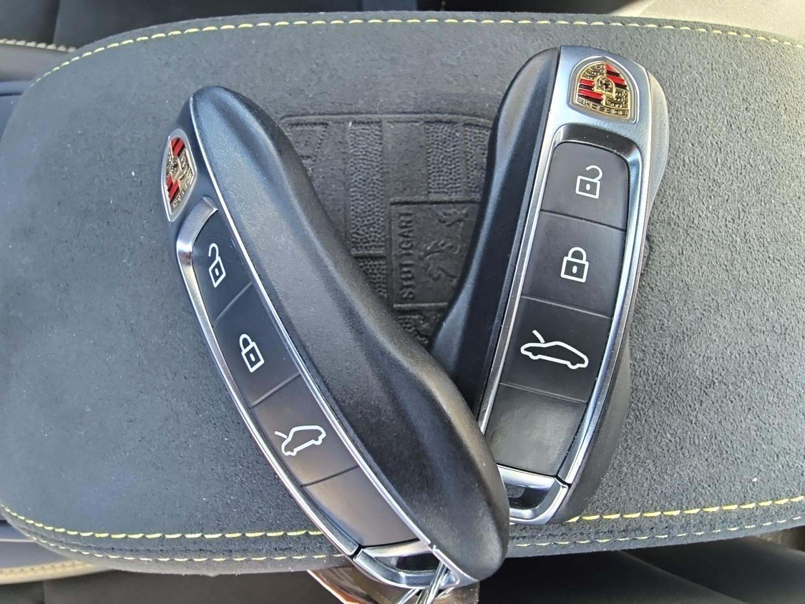 2023 Porsche 911 GT3 RWD