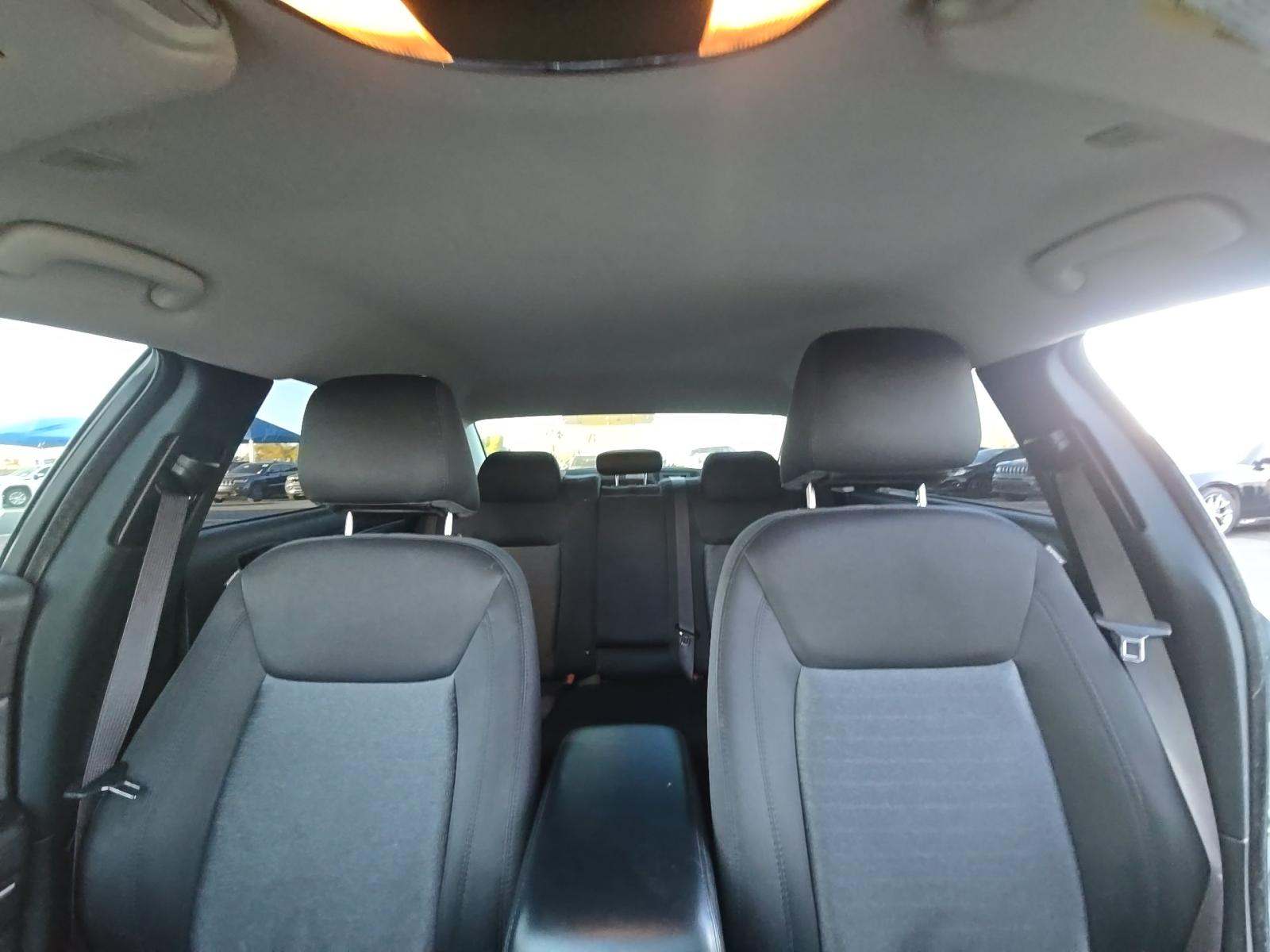 2022 Chrysler 300 Touring RWD