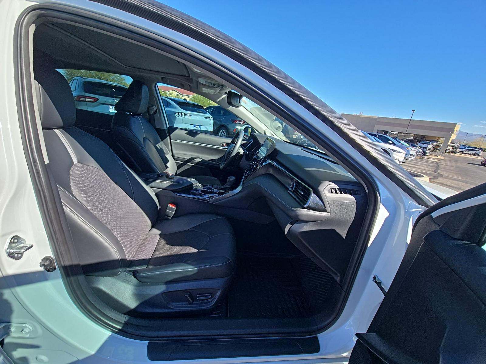 2022 Toyota Camry Hybrid XSE FWD