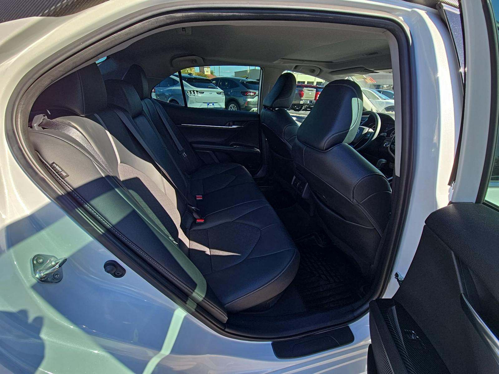 2022 Toyota Camry Hybrid XSE FWD