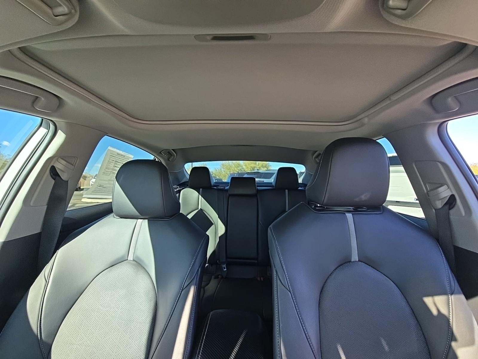 2022 Toyota Camry Hybrid XSE FWD