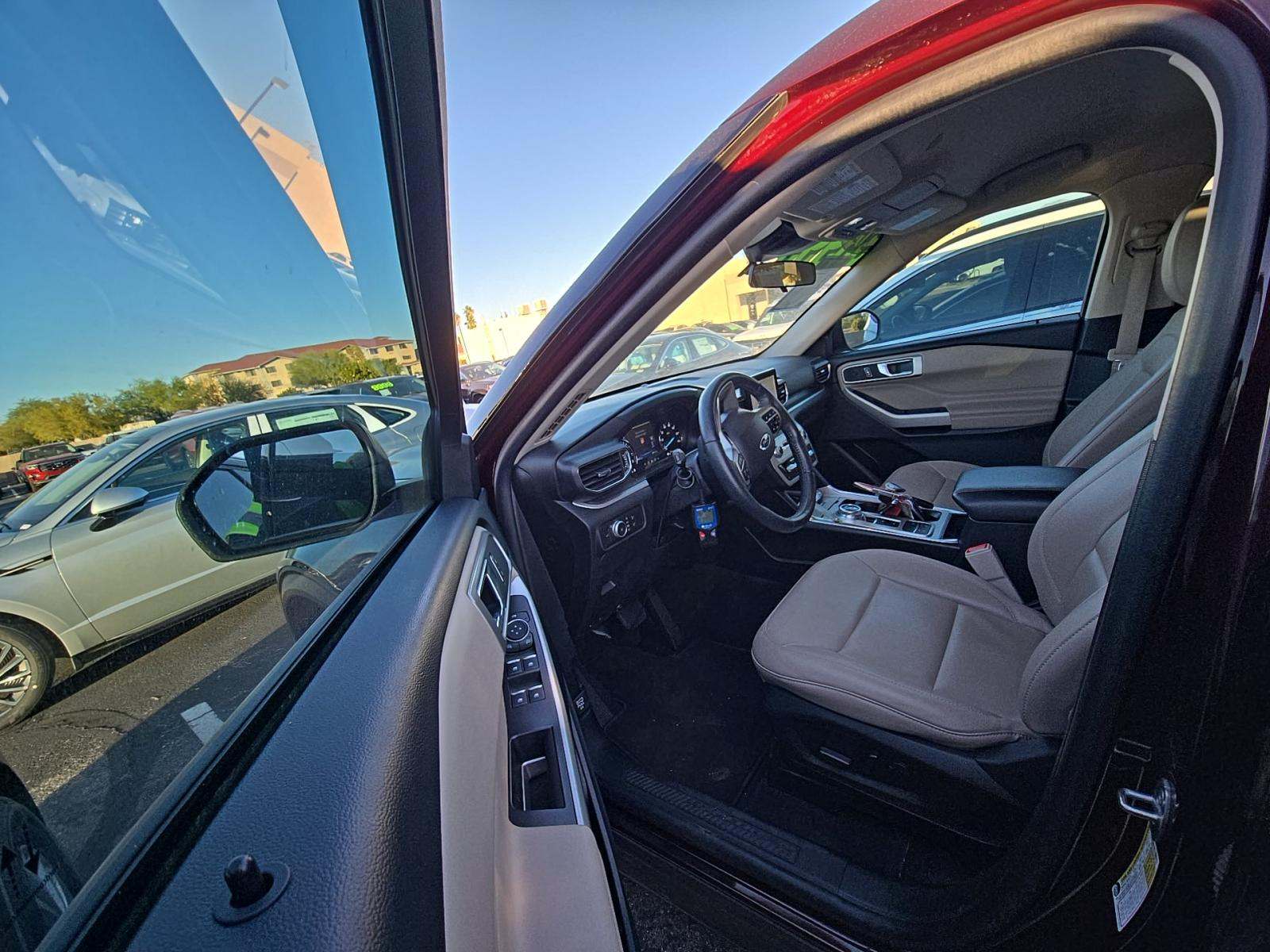 2022 Ford Explorer XLT RWD