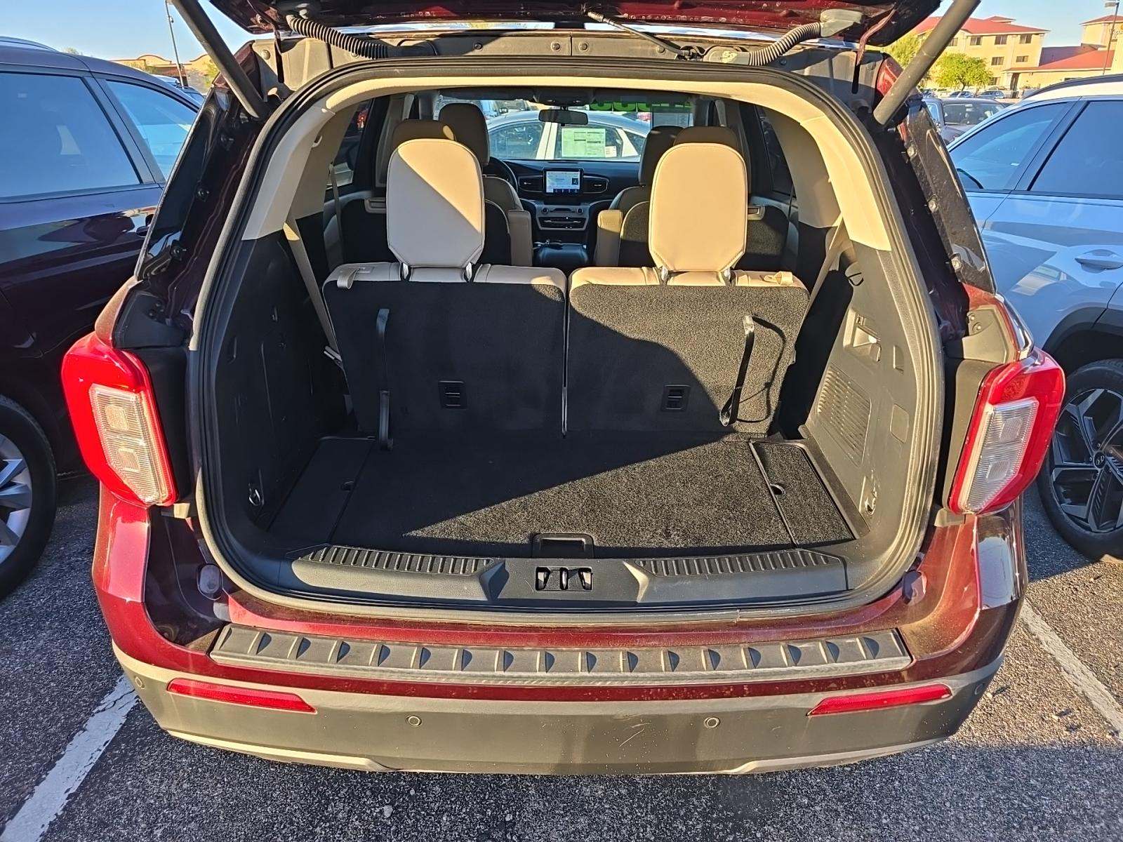 2022 Ford Explorer XLT RWD