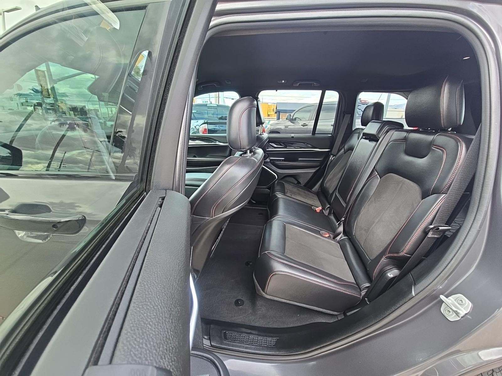 2022 Jeep Grand Cherokee Trailhawk AWD