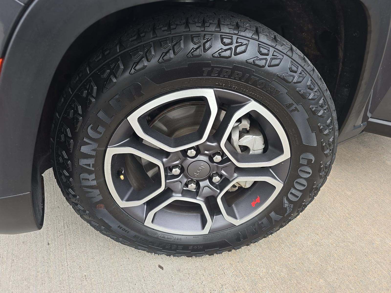 2022 Jeep Grand Cherokee Trailhawk AWD