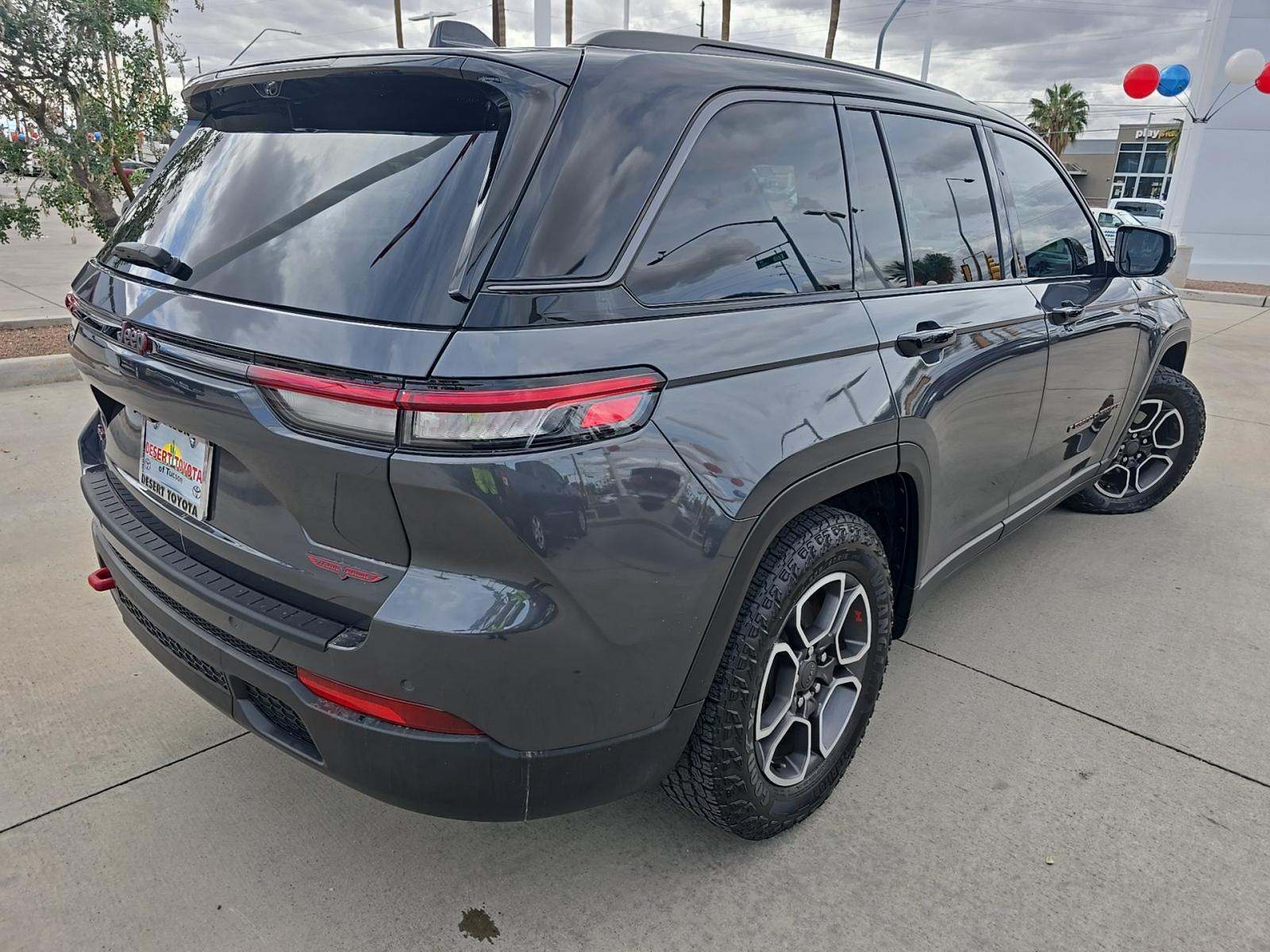 2022 Jeep Grand Cherokee Trailhawk AWD