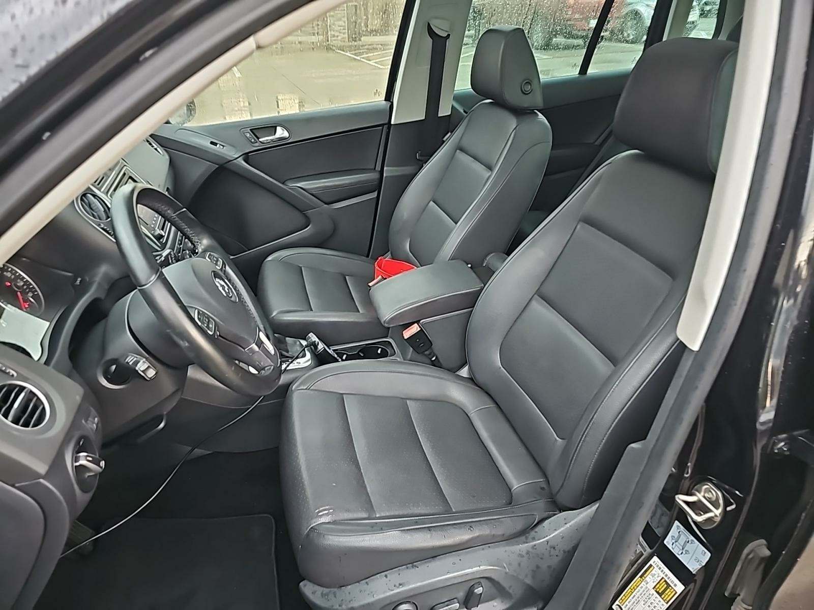 2017 Volkswagen Tiguan 2.0T Wolfsburg Edition FWD