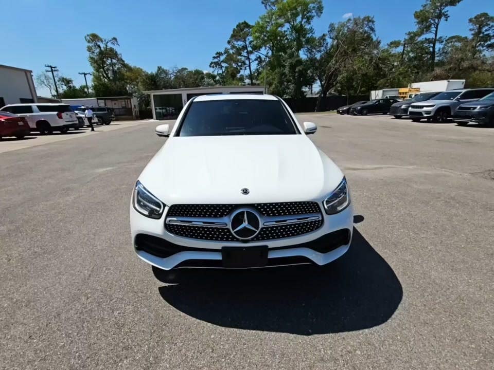 Mercedes-Benz GLC 300 4MATIC снимка Mercedes-Benz GLC 300 4MATIC
