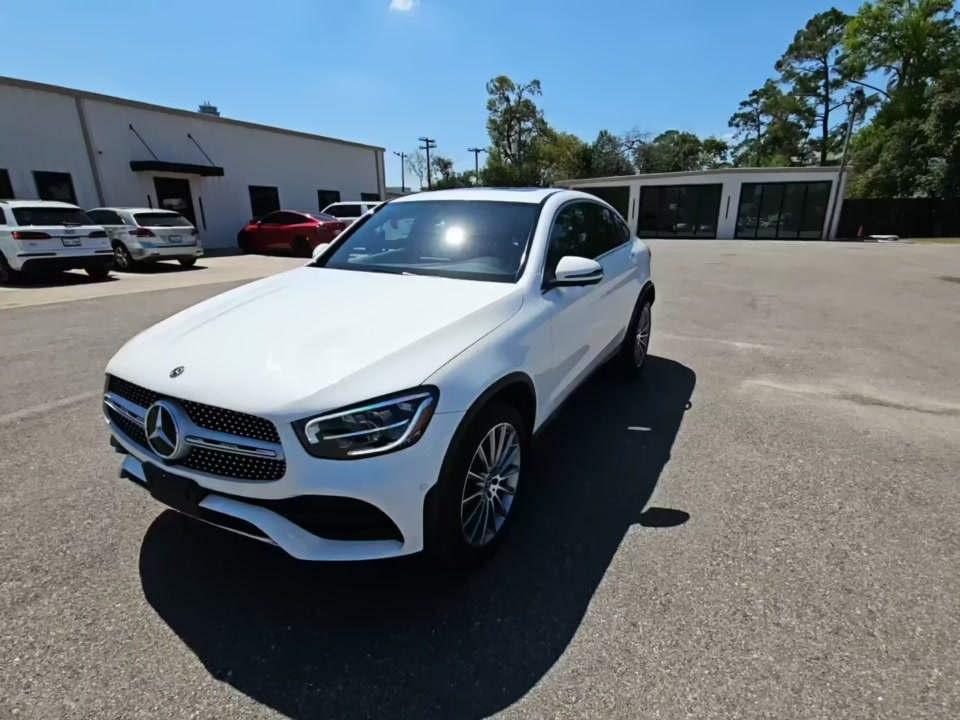 Mercedes-Benz GLC 300 4MATIC снимка Mercedes-Benz GLC 300 4MATIC
