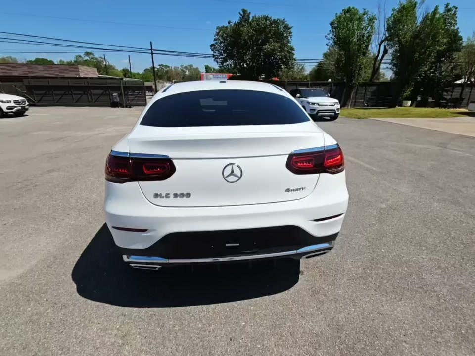 Mercedes-Benz GLC 300 4MATIC снимка Mercedes-Benz GLC 300 4MATIC