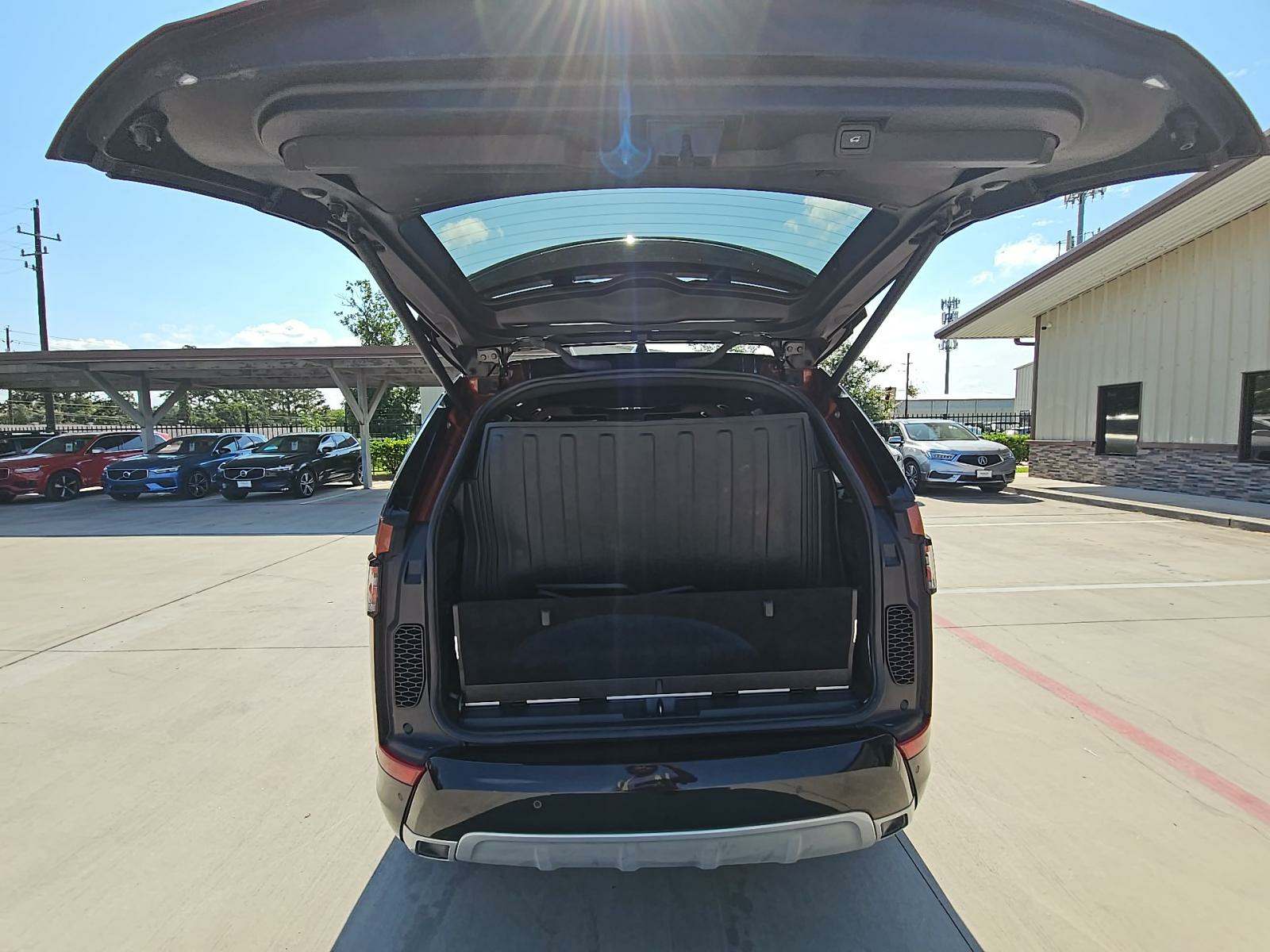 2018 Land Rover Discovery HSE Luxury AWD