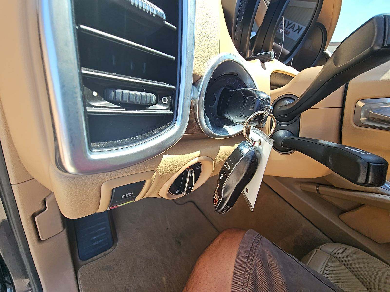 2017 Porsche Cayenne Platinum Edition AWD