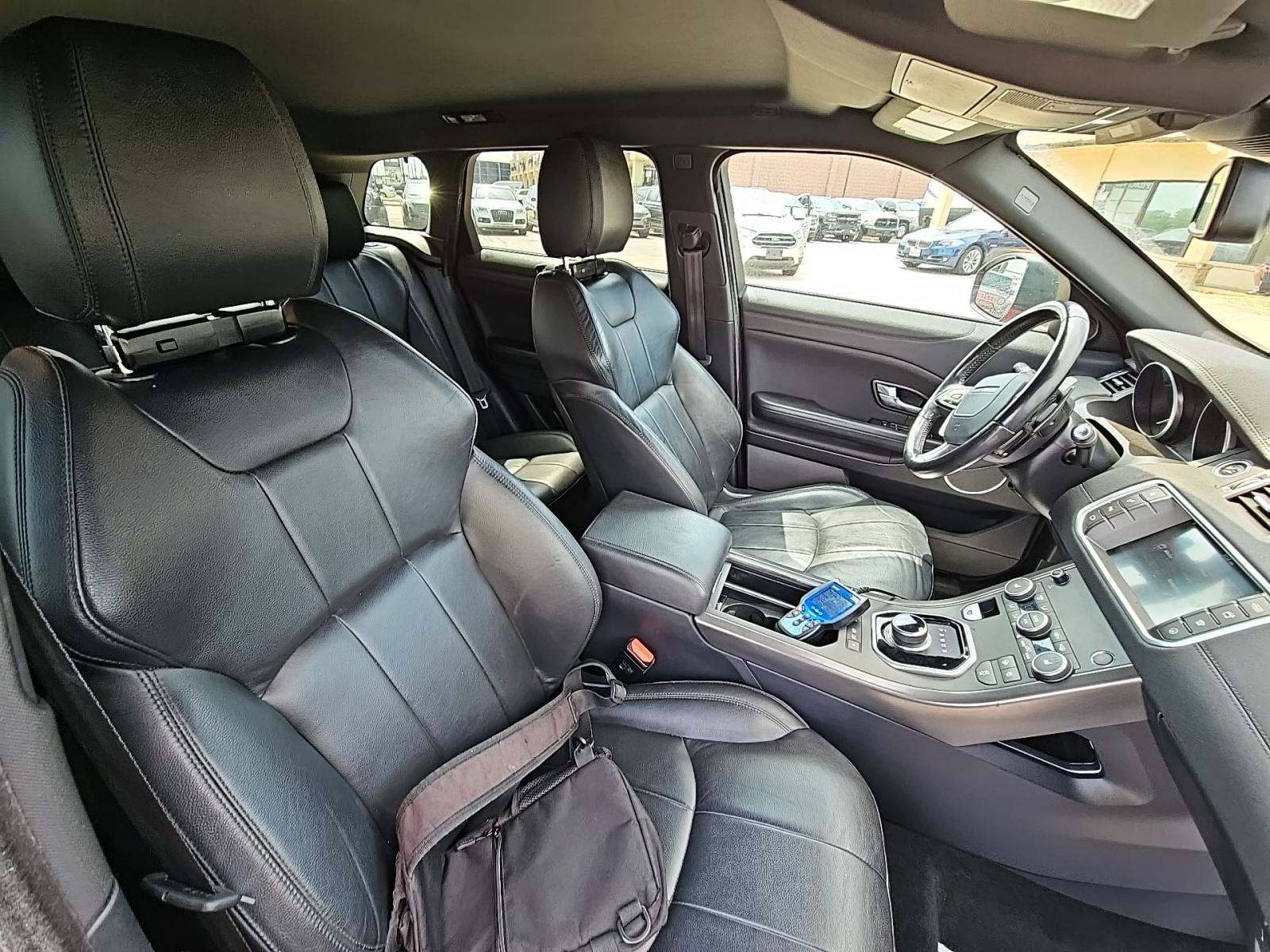 2019 Land Rover Range Rover Evoque SE AWD