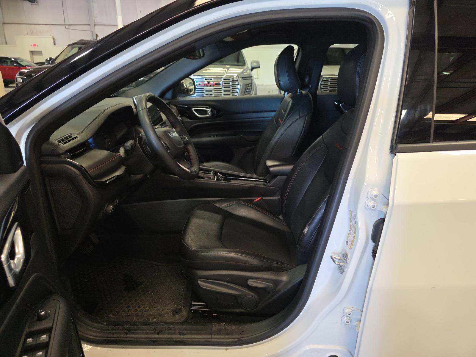 2025 Jeep Compass Trailhawk AWD