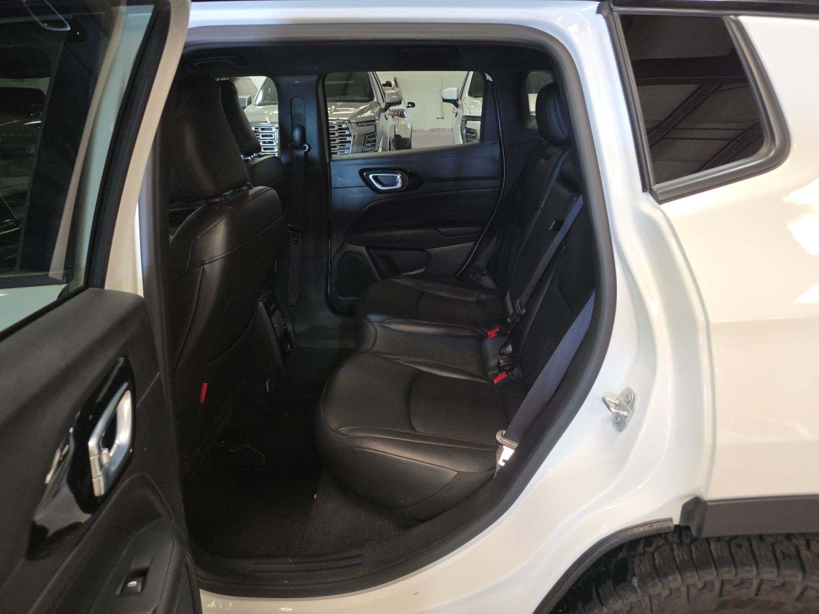 2025 Jeep Compass Trailhawk AWD