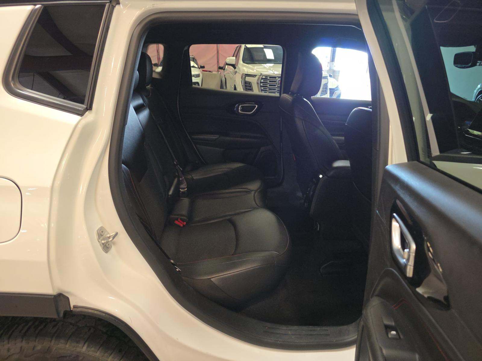 2025 Jeep Compass Trailhawk AWD