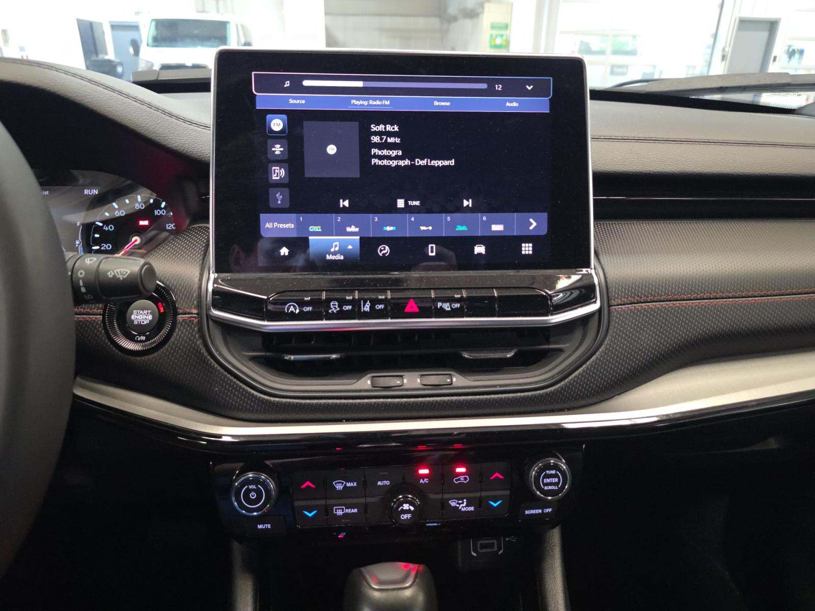 2025 Jeep Compass Trailhawk AWD
