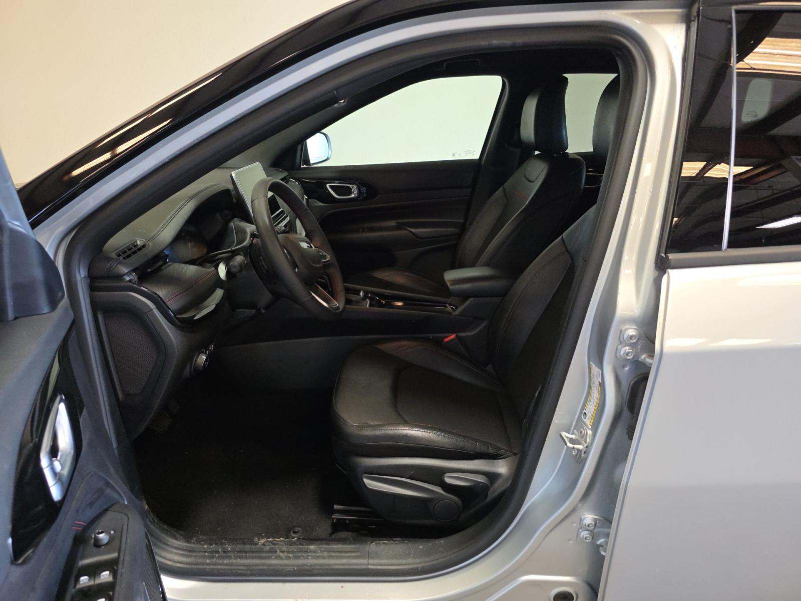 2025 Jeep Compass Trailhawk AWD